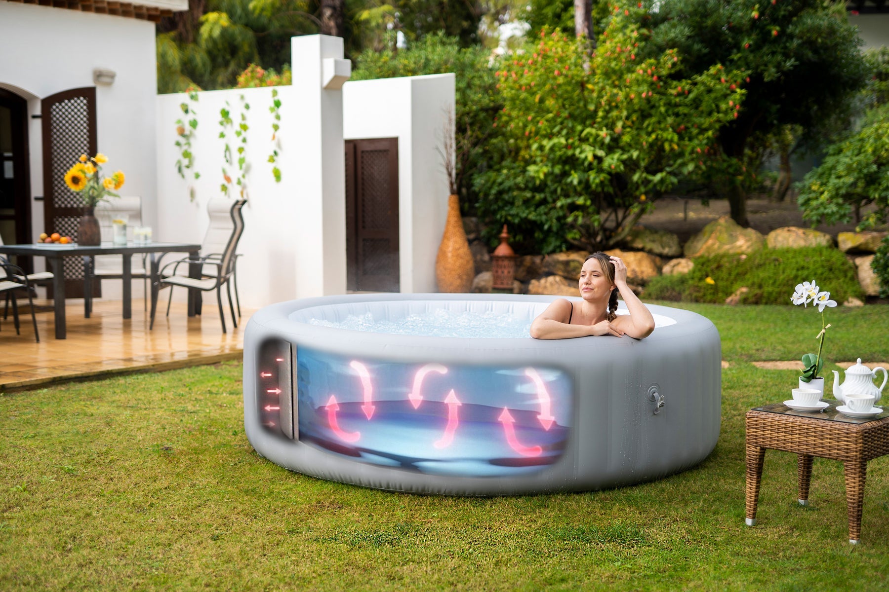 Large energy efficient inflatable hot tub by Lay-Z-Spa 