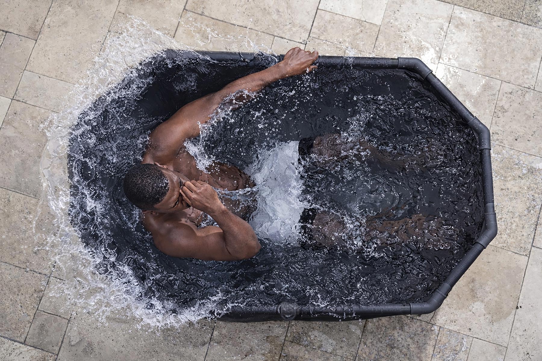 portable ice bath for cold water training